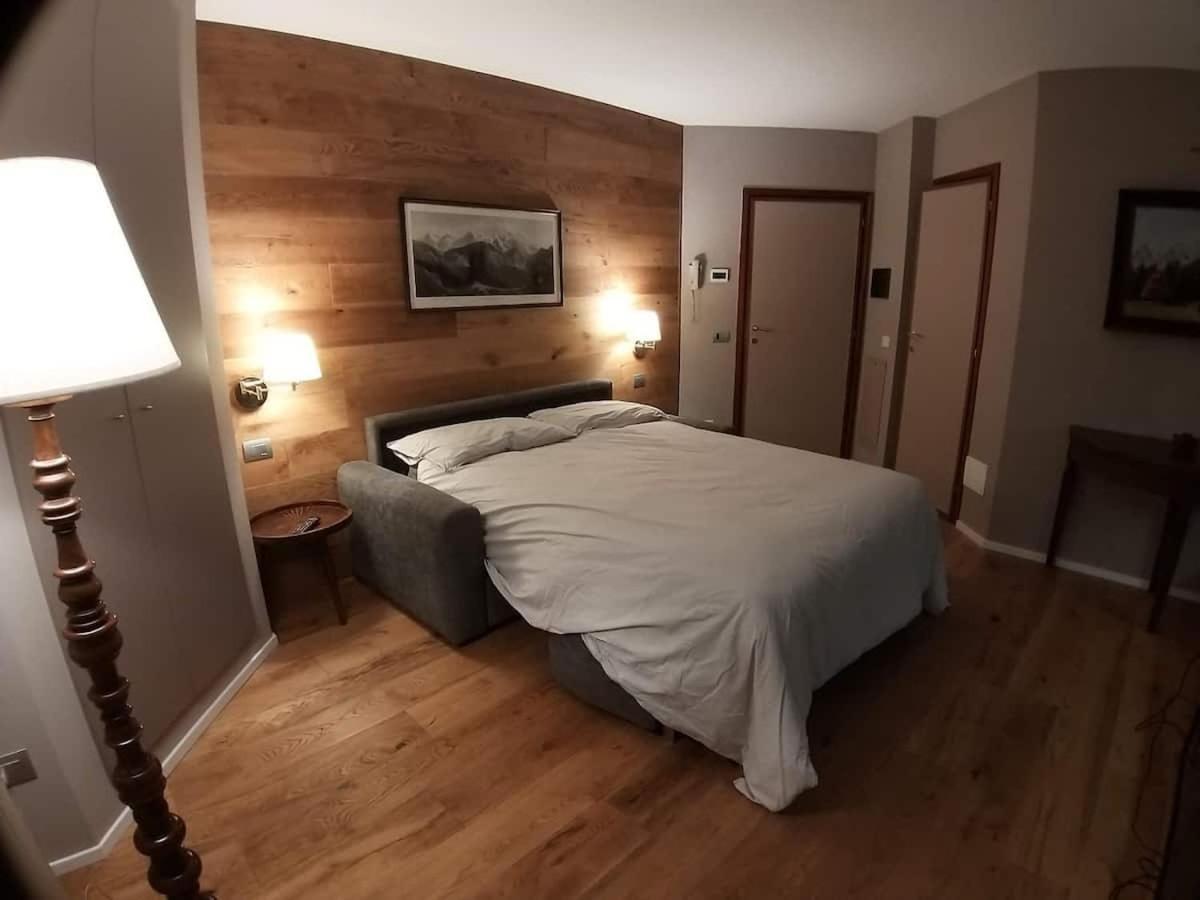 Raffinato Ed Accogliente Monolocale Di Montagna Apartment เบรยล์-แชร์วิเนีย ภายนอก รูปภาพ